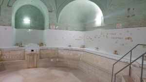 Обществена баня в Старозагорски минерални бани – снимка 7